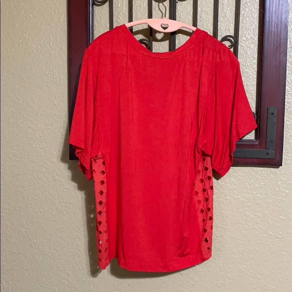 Buckle blouse - Picture 3 of 3